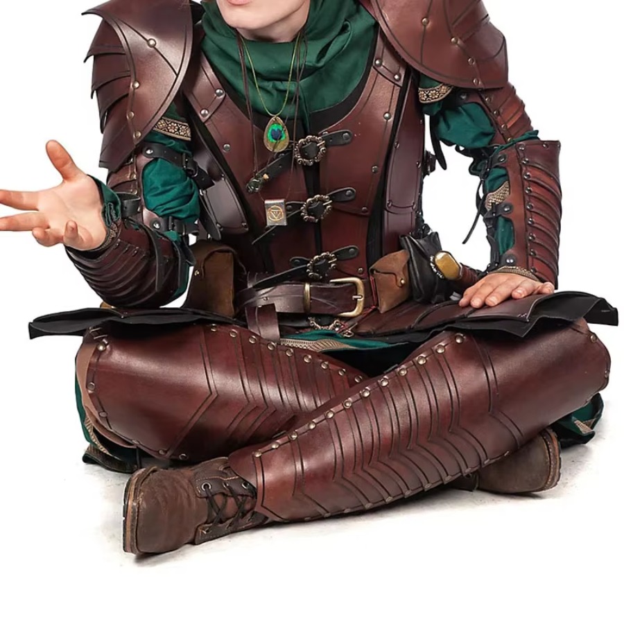 Medieval Elven Knight Leather  - Cosplay Prop recension och pris